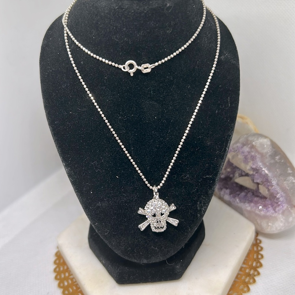 Vintage Cz skull pendant necklace 925